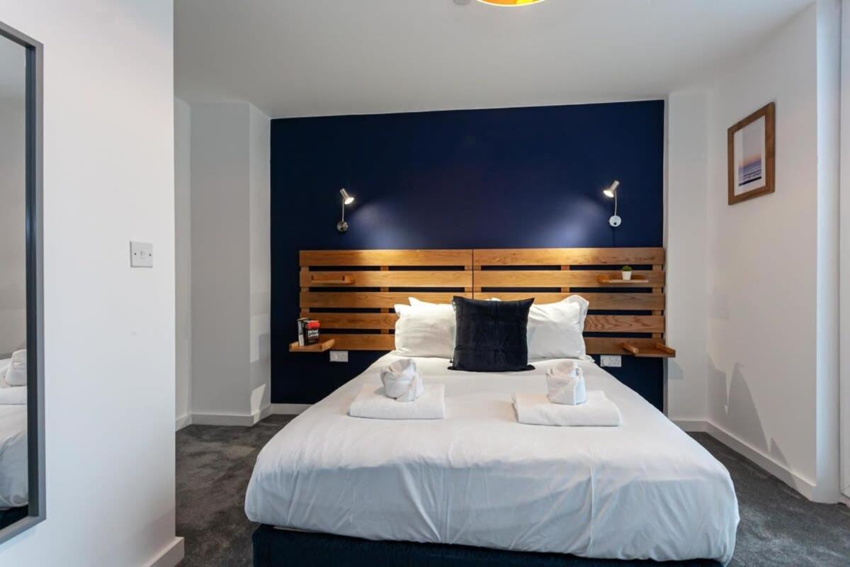 Superb 2 Bed Flat 5Min To Old Trafford Stadium Manchester Eksteriør billede