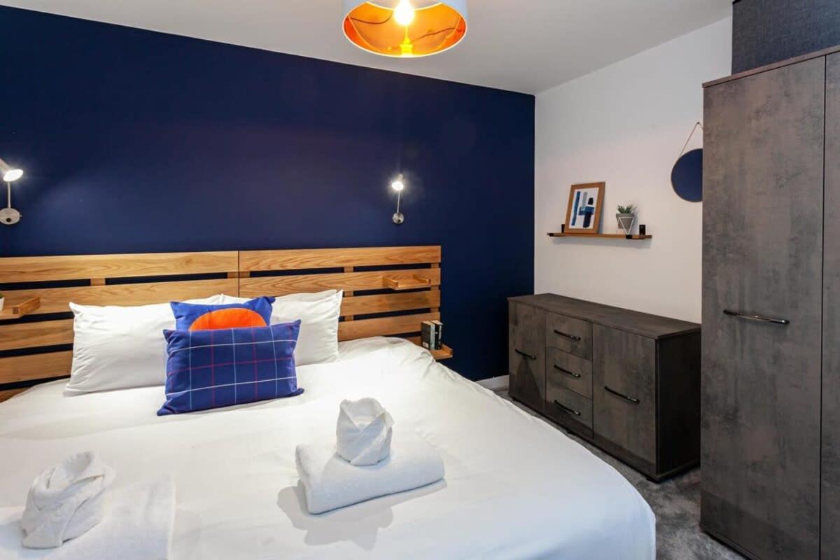 Superb 2 Bed Flat 5Min To Old Trafford Stadium Manchester Eksteriør billede